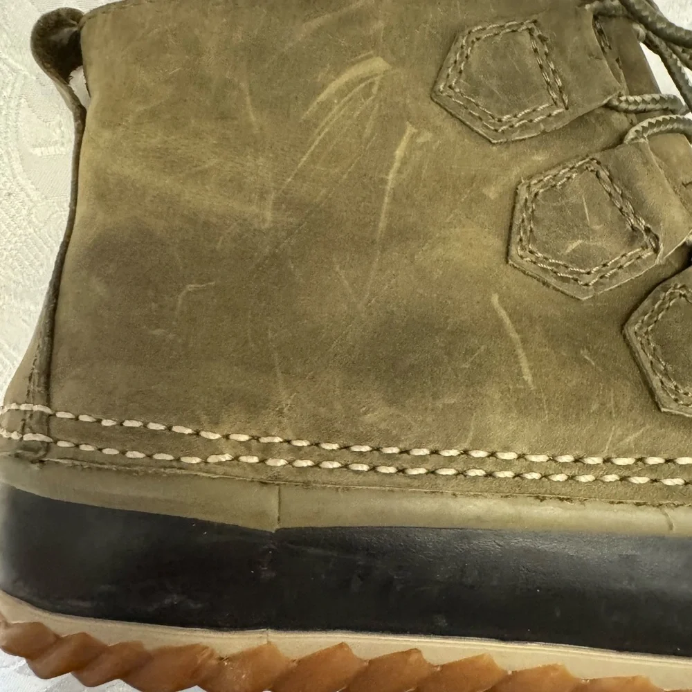 Sorel Out N‎ About Leather Casual Duck Boot Sage Black  Women’s 10 Waterproof